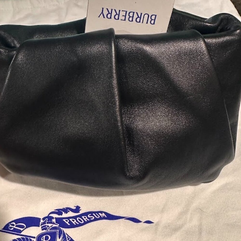 BURBERRY Black Rose Soft Leather Clutch Gold Chain & BURBERRY Dust Bag NWT - Picture 7 of 16